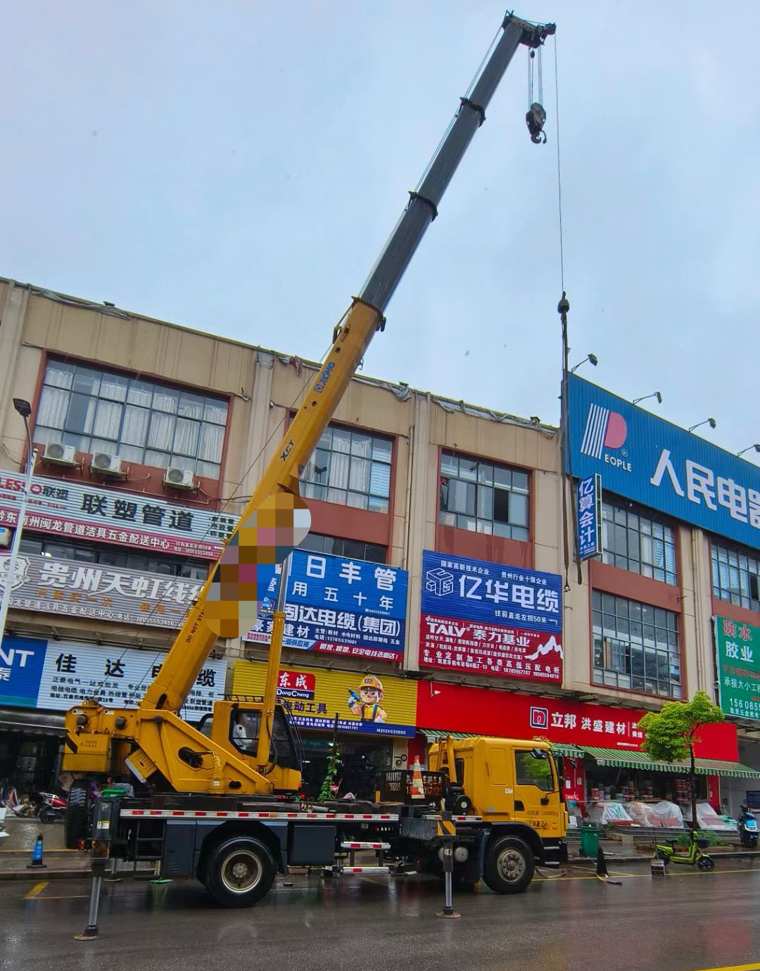 万山区吊车吊机租赁桥梁吊装